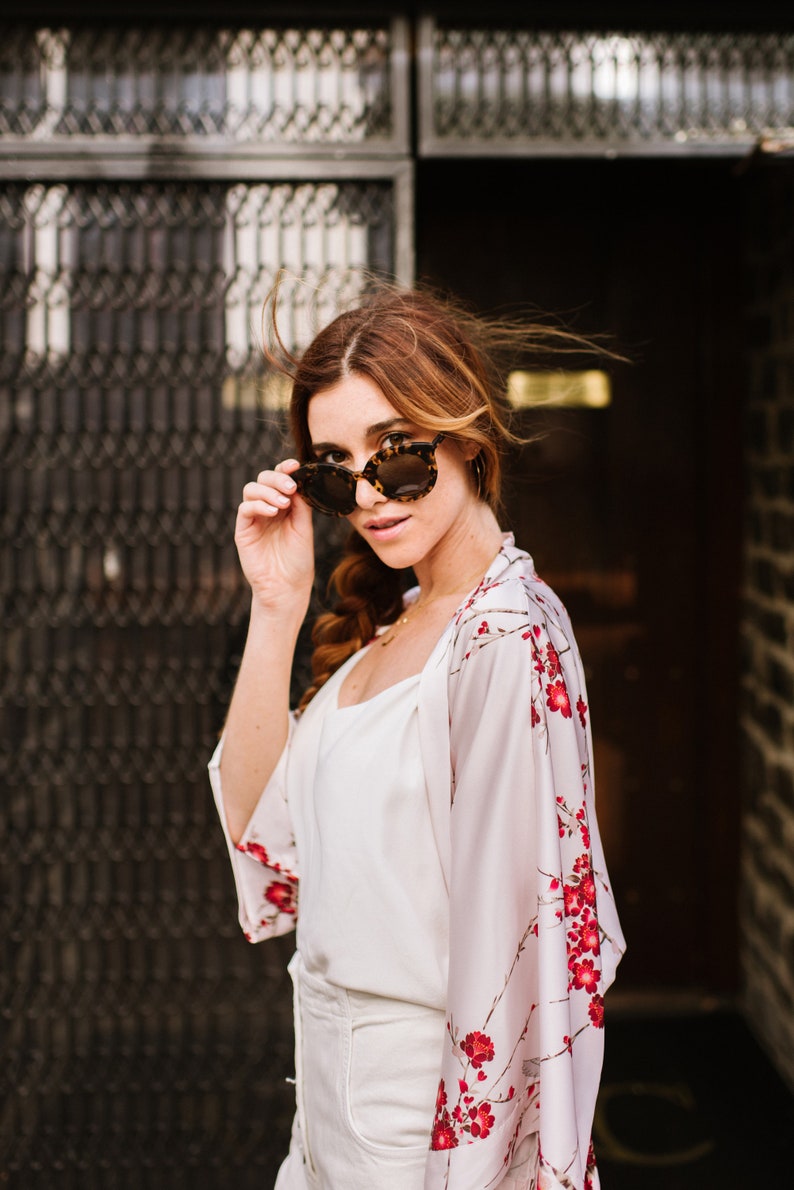 Cherry Blossom Short Kimono Robe