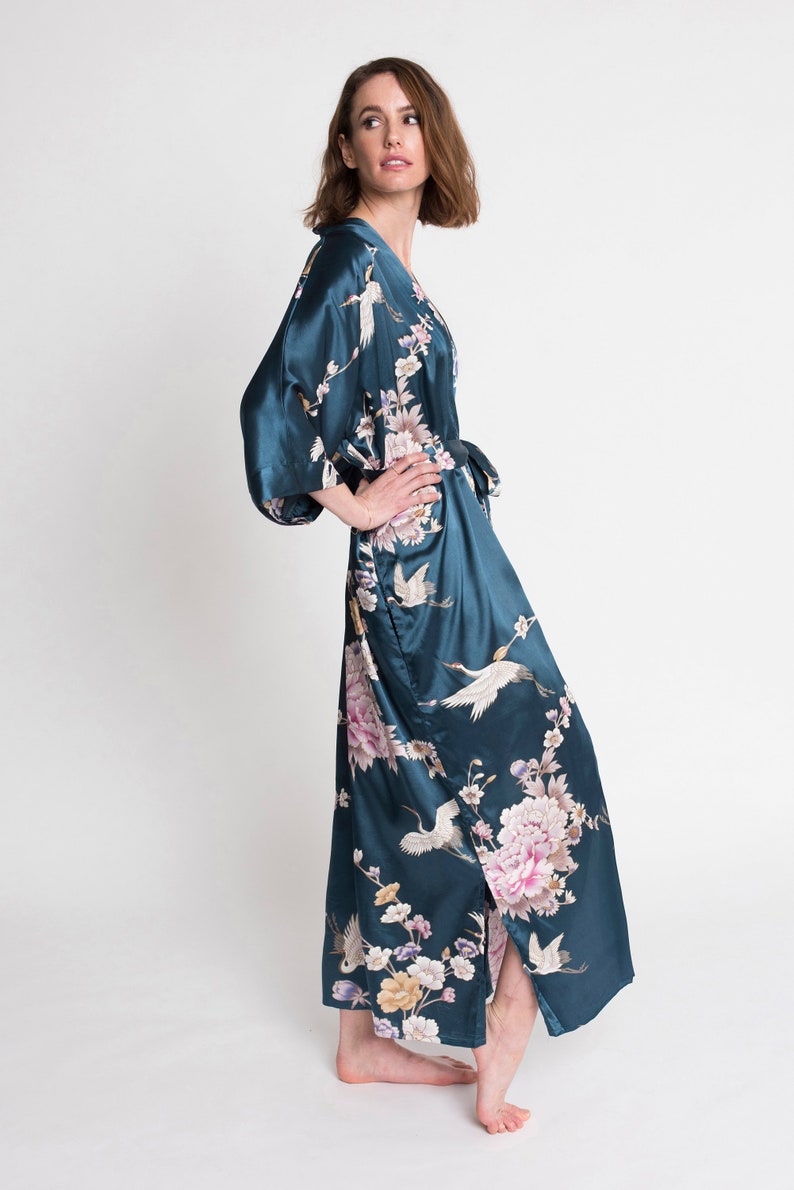 Anniversary Gift Bridesmaid robes KIM+ONO Collection Satin Long Kimono Robes in Chrysanthemum /& Crane Birthdays Gifts for Brides