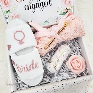 Bride to Be Bridal Engagement Gift Basket Present, Bride Gift, Bridal Gift Basket, Future Mrs. Gift, Bride Box, Bridal Shower Gift