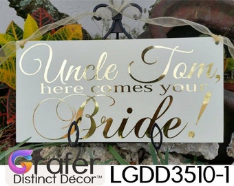 Pink Shabby Chic Vintage Here Comes The Bride Personalised Wedding Sign Poster 