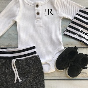 Newborn baby boy clothes for fall | Personalized Newborn Boy Coming Home Outfit | Baby Boy Coming Home Outfit | Personalized Gift