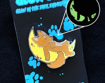 GLOWPUP! [Glow in the dark] Werwolf Emaille Pins