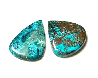 Juego de cabujones de crisocola de cobre azul • 2 piezas de pera • 145 quilates • 47–31 mm • Piedras preciosas de crisocola natural