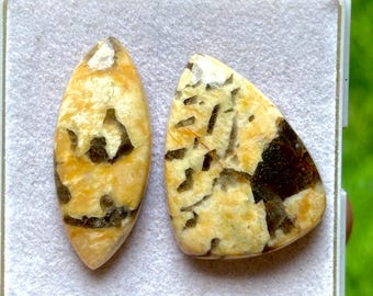 Cabochon di feldspato grafico - Incastonati con pietre preziose naturali, 51,80 ct