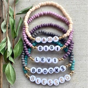 Pulseras personalizadas, pulsera de oro para mamá, pulseras apilables, pulsera de la amistad, pulsera para tía, pulsera para abuela, regalo para hija, mamá, nana