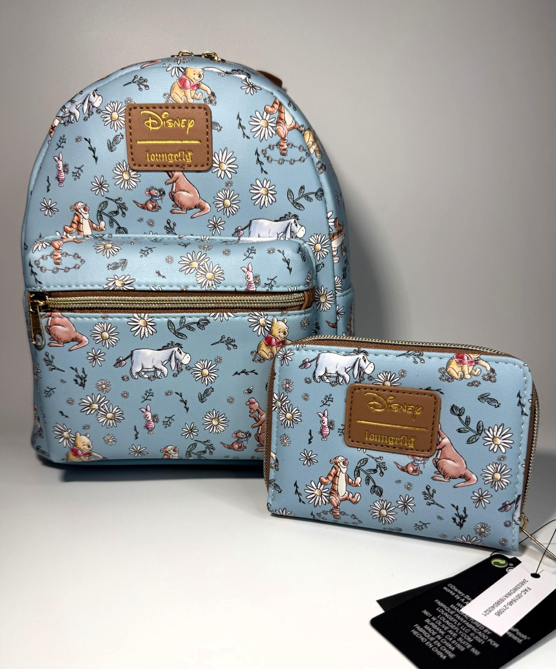 Loungefly Disney Winnie the Pooh Sketch Daisies Mini