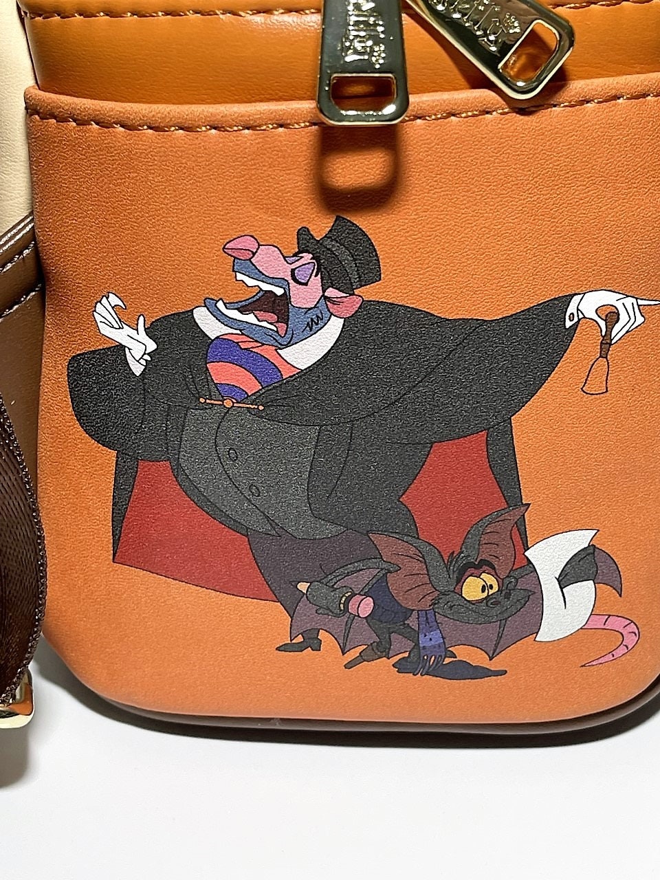 Loungefly Disney The Great Mouse Detective Toby Bassett Hound Figural Mini Backpack Brand New Etsy Italia