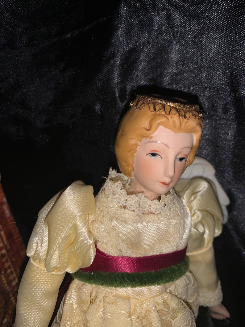Haunted Porcelain Doll GRACE Paranormal ACTIVE Angel Spirit Moves Ghost Orbs AX