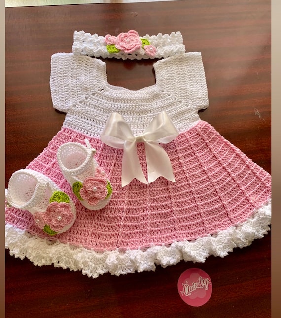 Vestido bebe 2025 recien nacido crochet