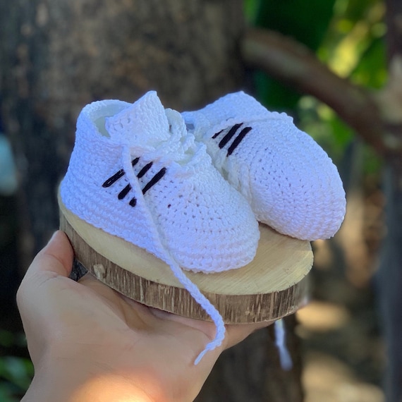 Adidas bebe en crochet hot sale