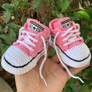 Crochet baby shoes converse style Newborn Soft Shoes baby booties sneakers crochet handmade baby boots