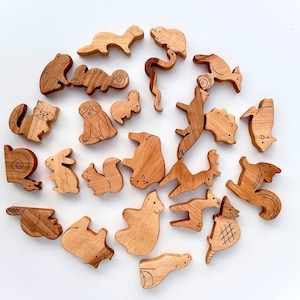 24 wooden forest animals toy set, wooden animals toy figurines, wood birds and reptiles, wooden animal figure toy, wild forest animals toy