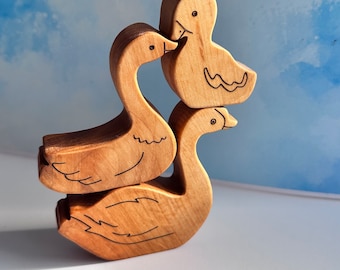 Famille d'oies en bois, animaux de la ferme oies en bois, figurines en bois waldorf, animal domestique en bois, figurine jouet oie, oiseaux de la ferme en bois