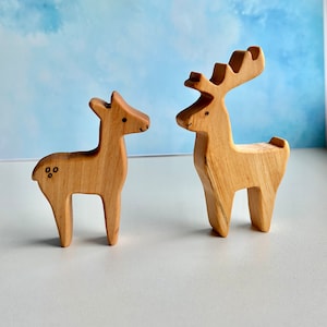 Deer Wooden deer Wooden fawn wooden deer family, woodland animals, forest animals, wild animals, wood deer figurines, winter Christmas deer