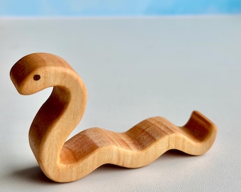 Wooden Snake Figurine: 2025 New Year Ornament Snakes symbol for Christmas tree decoration