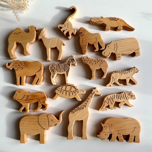 Wooden Jungle animals toy, wooden Safari animal figurines, wooden animal figure toy, African animals, montessori inspired animals