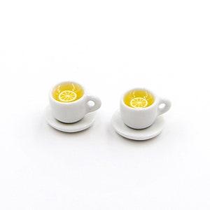 2 Bebidas en miniatura para casa de muñecas con té de limón