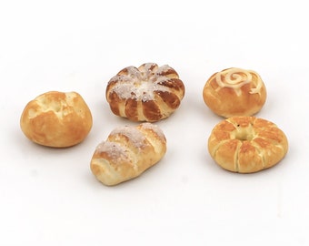 5 Miniature bread Tiny food