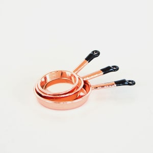 Miniature fry pan set Dollhouse miniatures kitchen