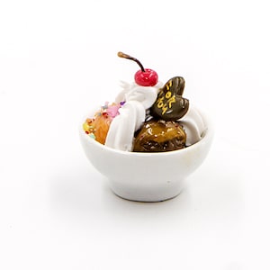 Miniature ice cream Tabletop miniatures Dollhouse food