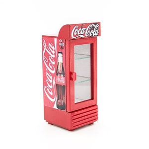 Pop Culture Collectables: Coca-Cola Mini Fridges