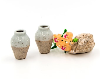 2 Miniature stoneware vases Realistic miniatures