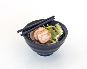 Sopa de fideos en miniatura Miniaturas de comida para casa de muñecas Comida diminuta