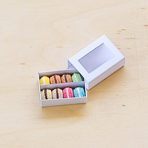 Miniature macaron Dollhouse baking Tiny food