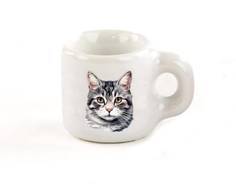 Taza de gato miniatura American Wirehair