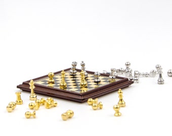 Fein Mini Schachspiel 1:12 Spielzeug Puppenhaus Zubehör Schach Deko Geschenk DIY 