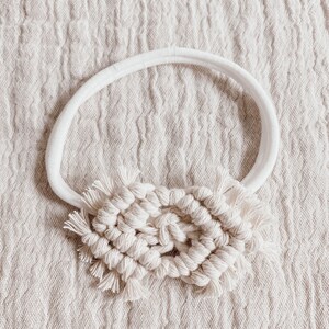 Off white macrame headband, baby headband, Baby shower gift, boho baby, neutral, baby girl, baby accessories