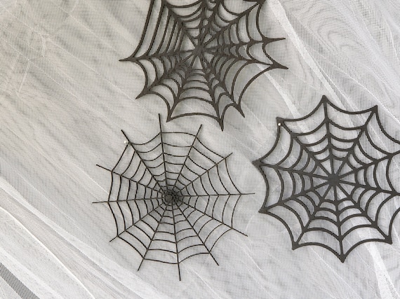 Ragnatele di Halloween, Ragnatele Halloween Estensibile, 240 g Ragnatele Bianco e 70 Ragni Realistico, Decorazioni Halloween per Porte e Finestre Festa di Halloween Carnevale
