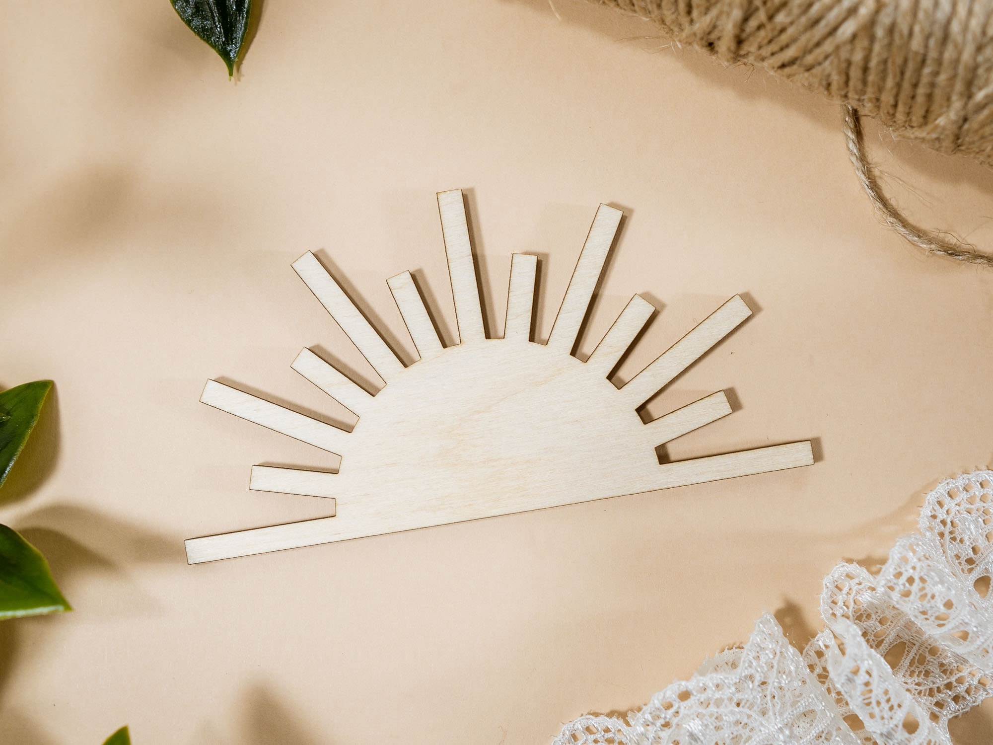 Sunshine Wooden Decoration Unfinished Wooden Half Sun Shapes