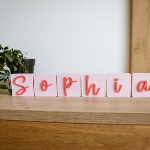 Baby Namensschilder, freistehendes Namensschild Kinderzimmer Regal, Buchstaben Dekoration für Babyzimmer, benutzerdefinierter Name, personalisierte Kinderzimmer Dekoration Boho Mädchen