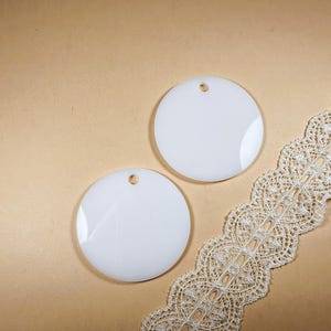 12x Kreis 1 1/2 &quot;(3,8 cm) weiße Acryl Rohling Form Scheiben mit Loch, Blank Plexiglas Tags Etiketten