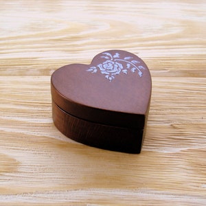 Heart Shaped Beech Wood Ring Box: Hand-Painted Jewelry Gift