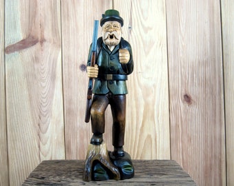 Incense smoker hunter with a shotgun, german incense burner, Christmas decor, räuchermännchen, german incense smokers, german Christmas