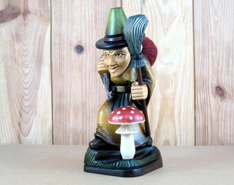 Figurine de sorcière en bois sculptée à la main - Décoration d'Halloween, Sculpture rustique style cottagecore