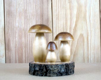 Zestaw 3 ręcznie robionych drewnianych grzybów – rustykalny wystrój leśny „King Boletes”