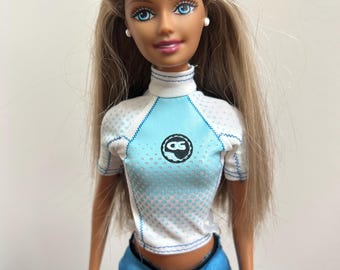 Barbie Doll California 2002 Mattel Good Condition