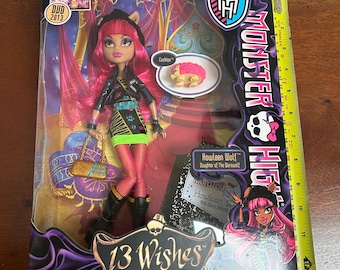 Monster High Howleen Wolf Mattel Brunette Fashion Doll New Boxed 2012 Y7707 Y7710