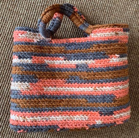 crochet bag with handles
