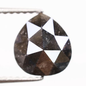 1,84 Ct, 7,7 x 7,2 x 4,1 mm, Birnenform schwarze Farbe natürlicher lose polierter Diamant für Schmuck, schöner Birnenstein, Überraschungsgeschenke, R3690