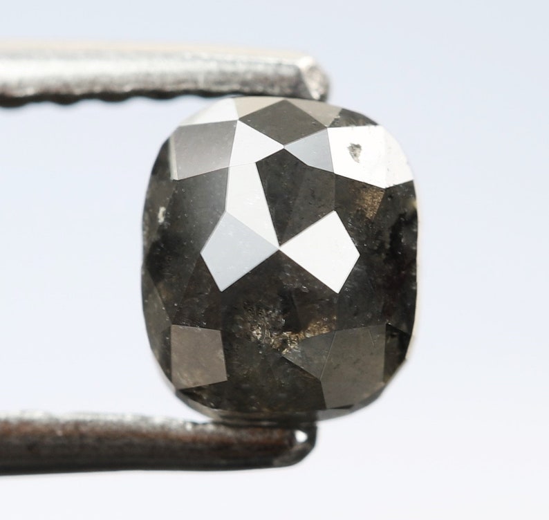 1.03 Ct Cushion Shape Fancy Black Color Natural Loose Beautiful Diamond 5.5 X 4.7 X 3.7 MM R243 Rings Wholesale Polished Loose Diamond
