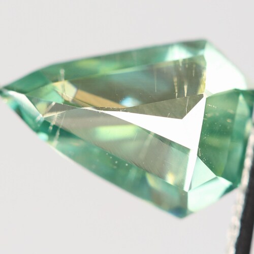 1.26 Ct, 8.6 X 6.1 X 3.8 MM, Geometric shops Shape Green Color Loose Beautiful Moissanite, Antique Moissanite Jewelry, Loose Moissanite, R2229