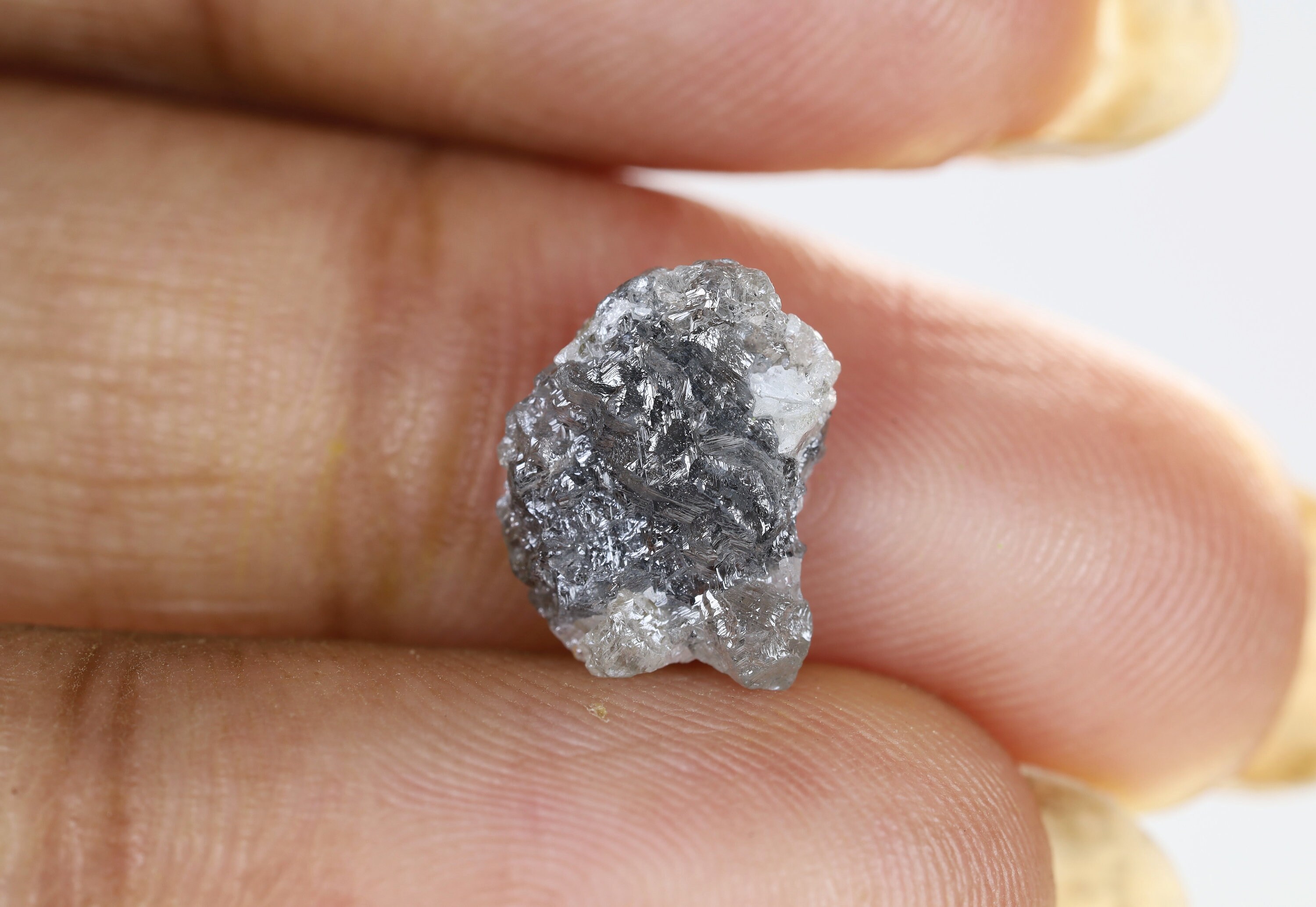 Diamonds For R3000 2.66 Ct, 11.2 X 8.8 X 3.5 MM, Grey Color Raw Uncut Diamond Natural ...