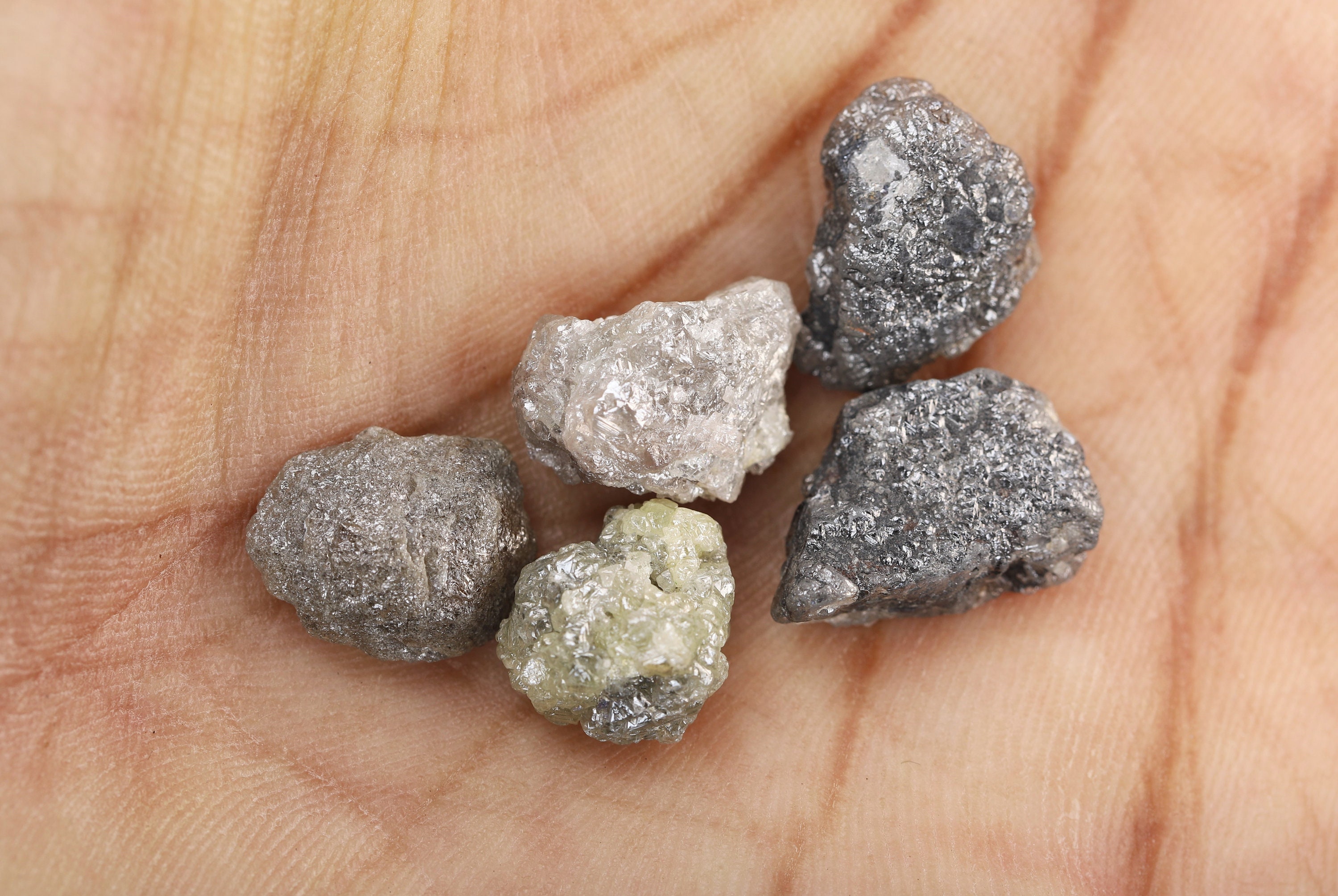 26.17 Ct, 15.3 X 10.1 X 4.9 MM, Grey Color Raw Uncut Diamond