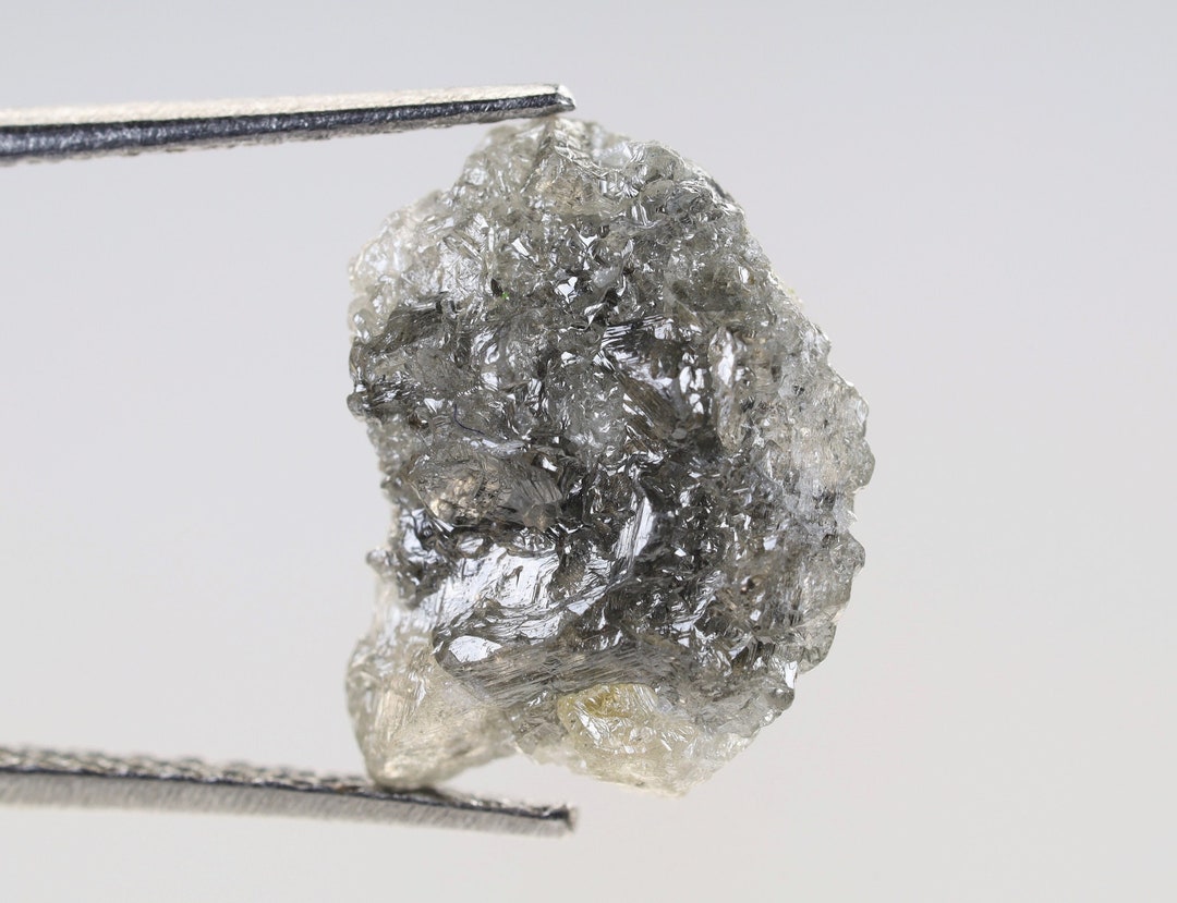Diamonds For R3000 2.66 Ct, 11.2 X 8.8 X 3.5 MM, Grey Color Raw Uncut Diamond Natural ...