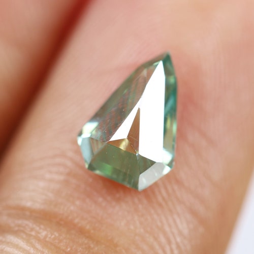 1.26 Ct, 8.6 X 6.1 X 3.8 MM, Geometric shops Shape Green Color Loose Beautiful Moissanite, Antique Moissanite Jewelry, Loose Moissanite, R2229