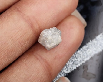 4.80 Ct, 8.5 X 8.4 X 8.3 MM, Grey Color Raw Uncut Diamond Natural